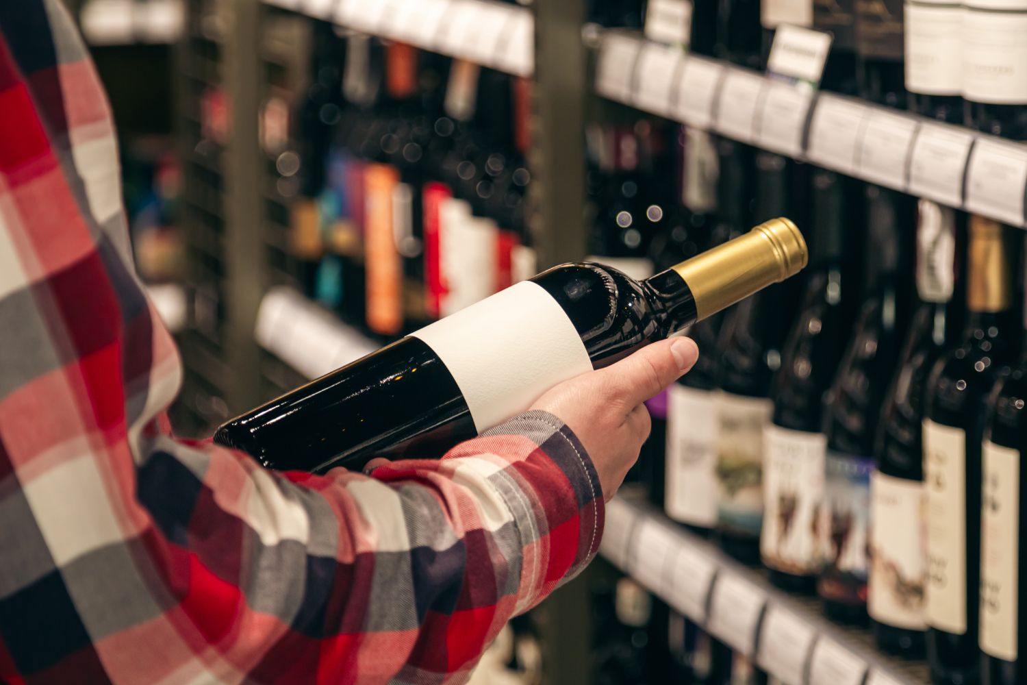 Off-Licence Retail Marketing: Challenges & Strategies