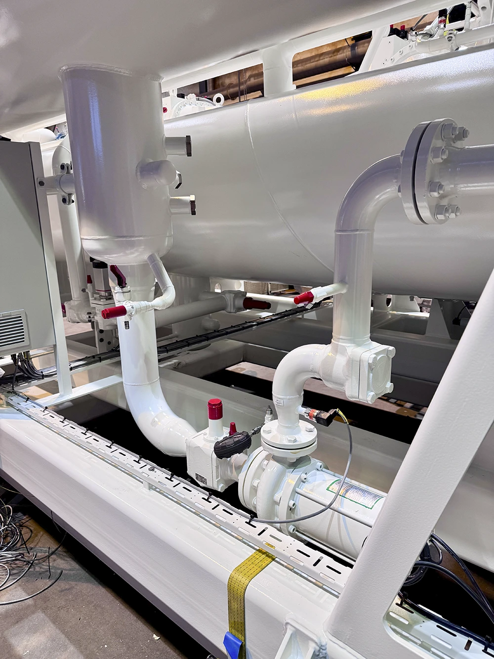 Detaljbilde som viser deler av kjøleanlegg