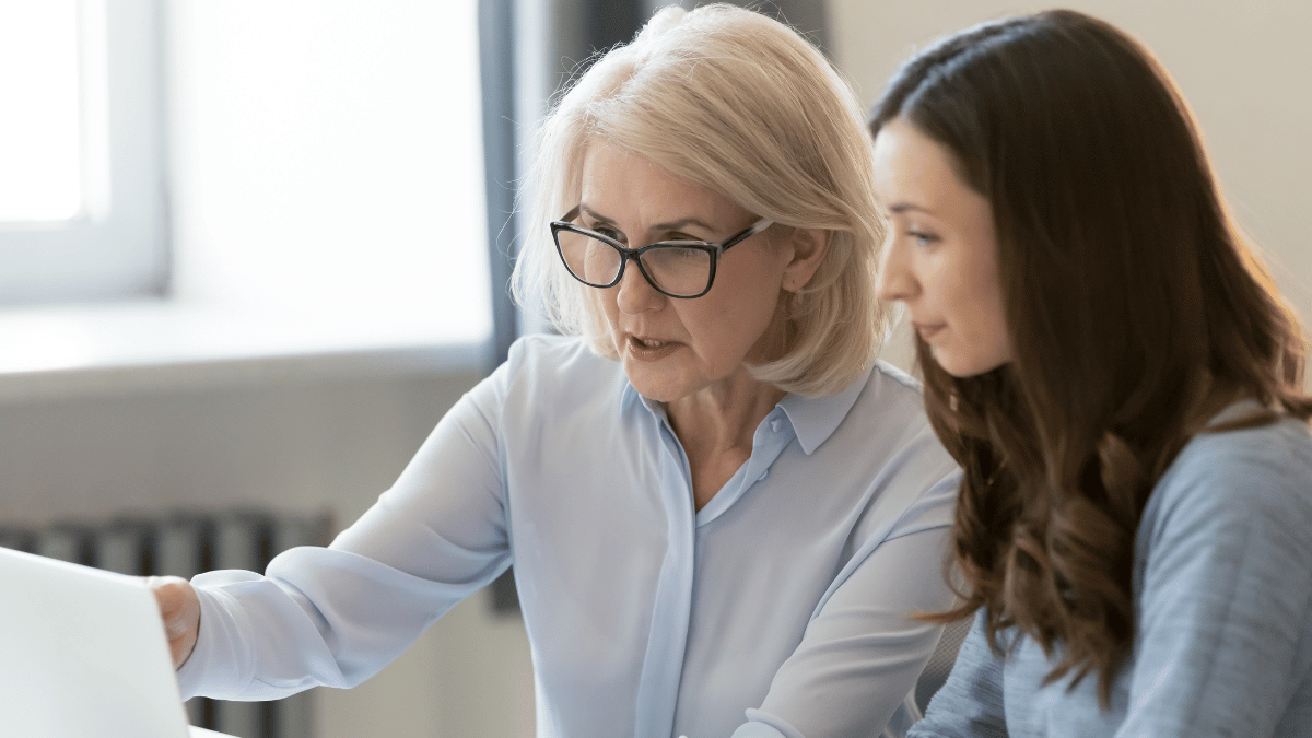 leader developing new manager