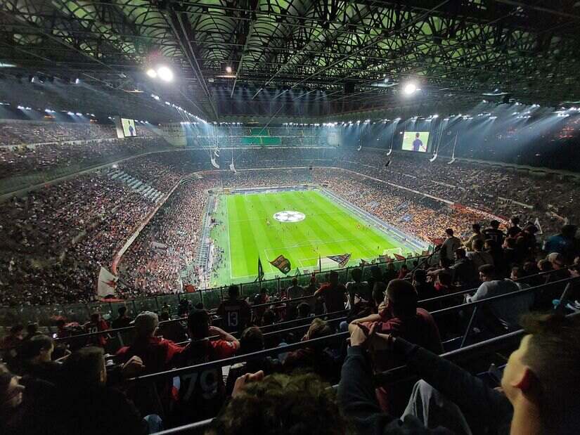 https://cdn.prod.website-files.com/664606c91c5d571706ce6f40/66504d13e3bd6158df09fec9_San_Siro5_optimized_150.jpg