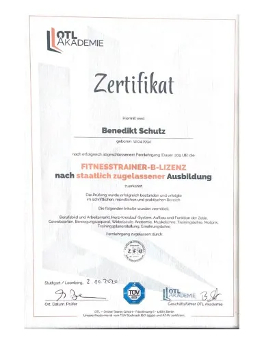 Zertifikat Fitnesstrainer B Lizenz Benedikt Schutz