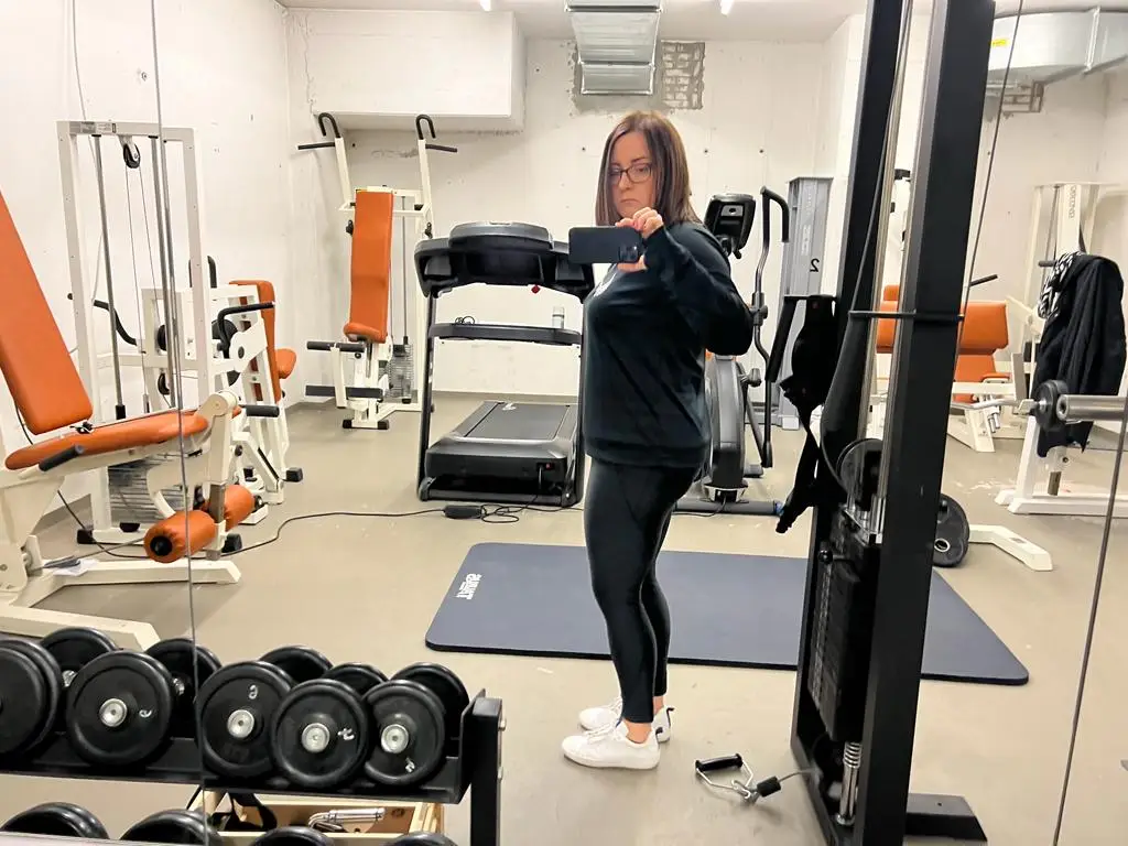Melanie wiegt 81 Kilogramm