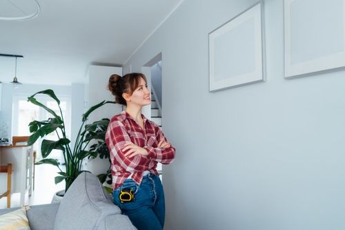 Satisfied customers in Oakton with new exterior paint