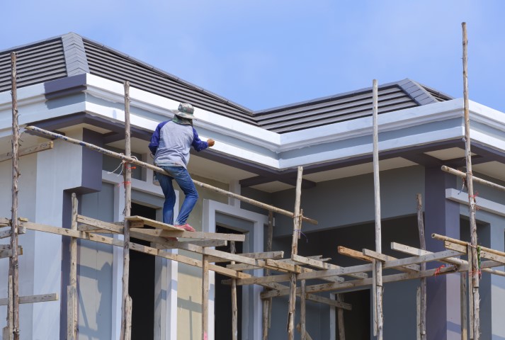 Professional exterior painting in Lake Barcroft