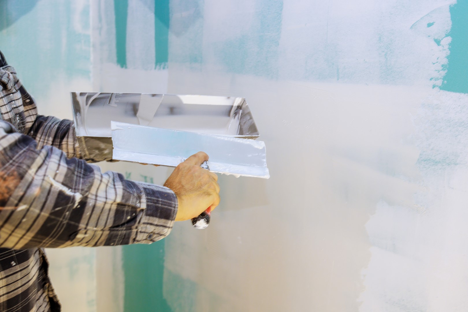 Maintaining commercial paint in Ashburn business