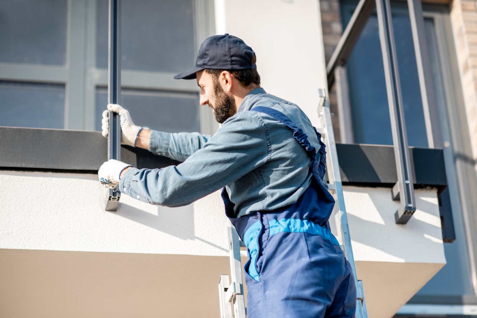 Happy customers with commercial painting in Leesburg