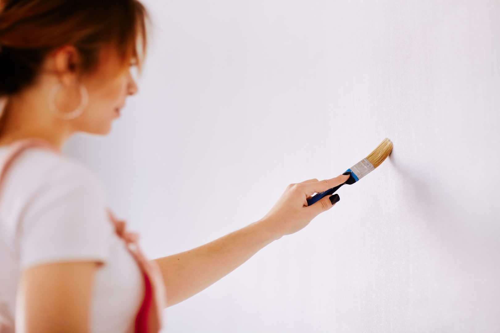 Maintaining commercial paint in Dulles business