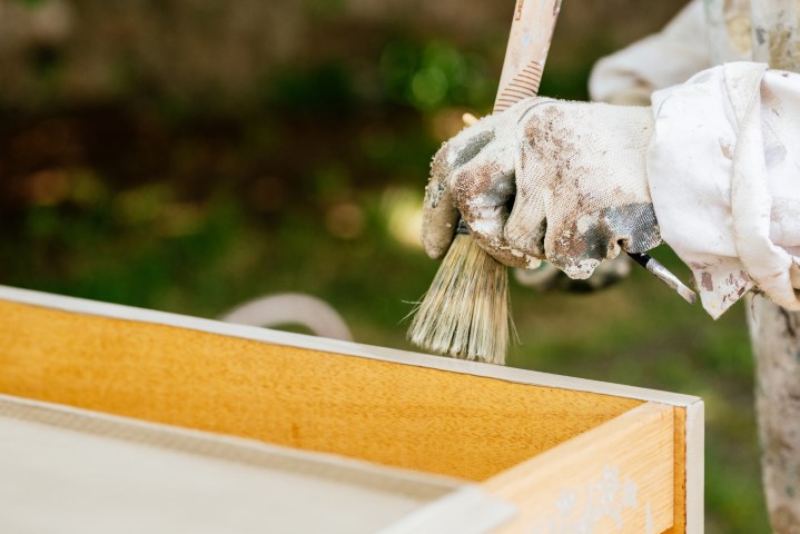 Eco-friendly cabinet painting solutions in Alexandria