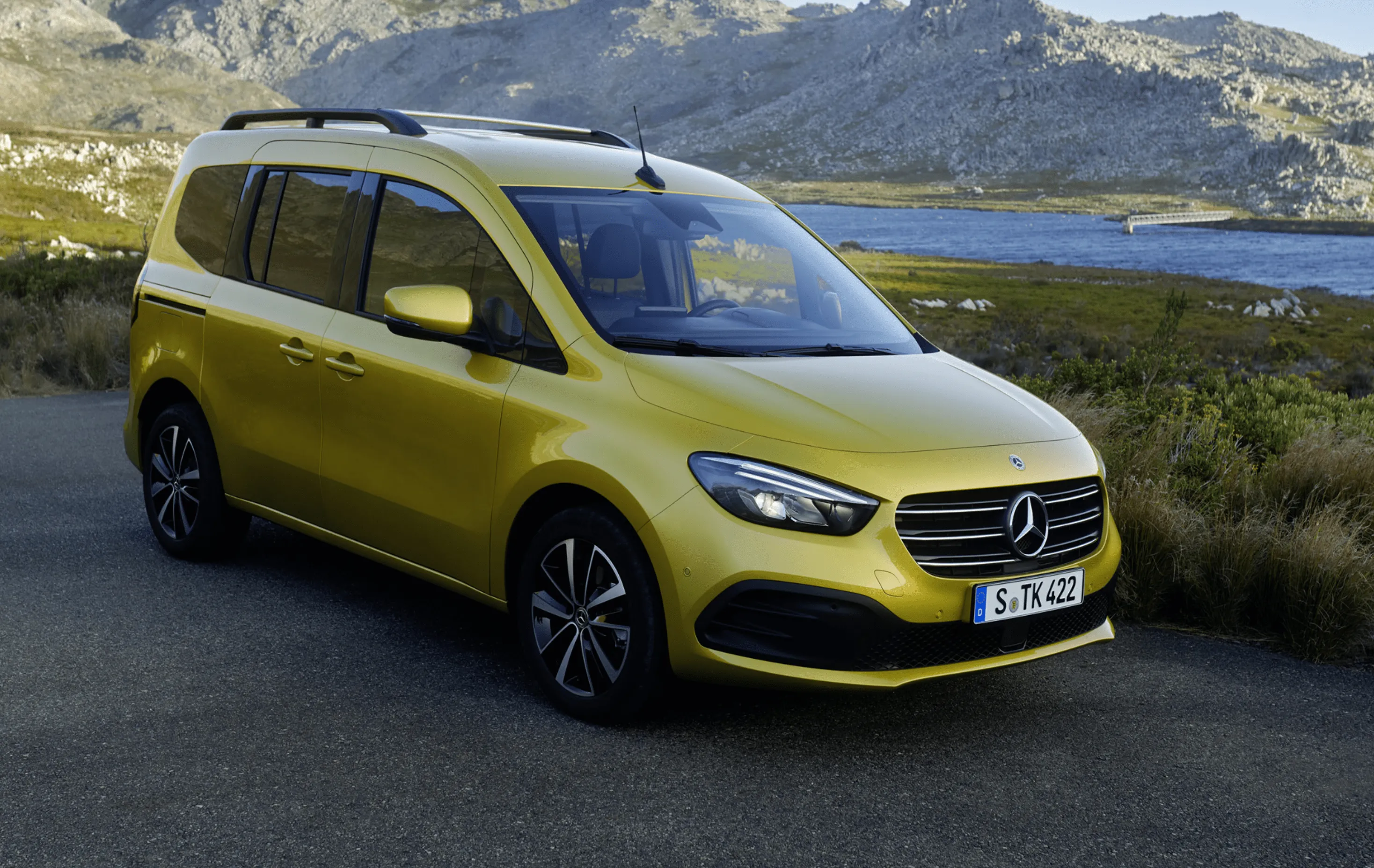 Mercedes reveals pricing for new T-Class MPV