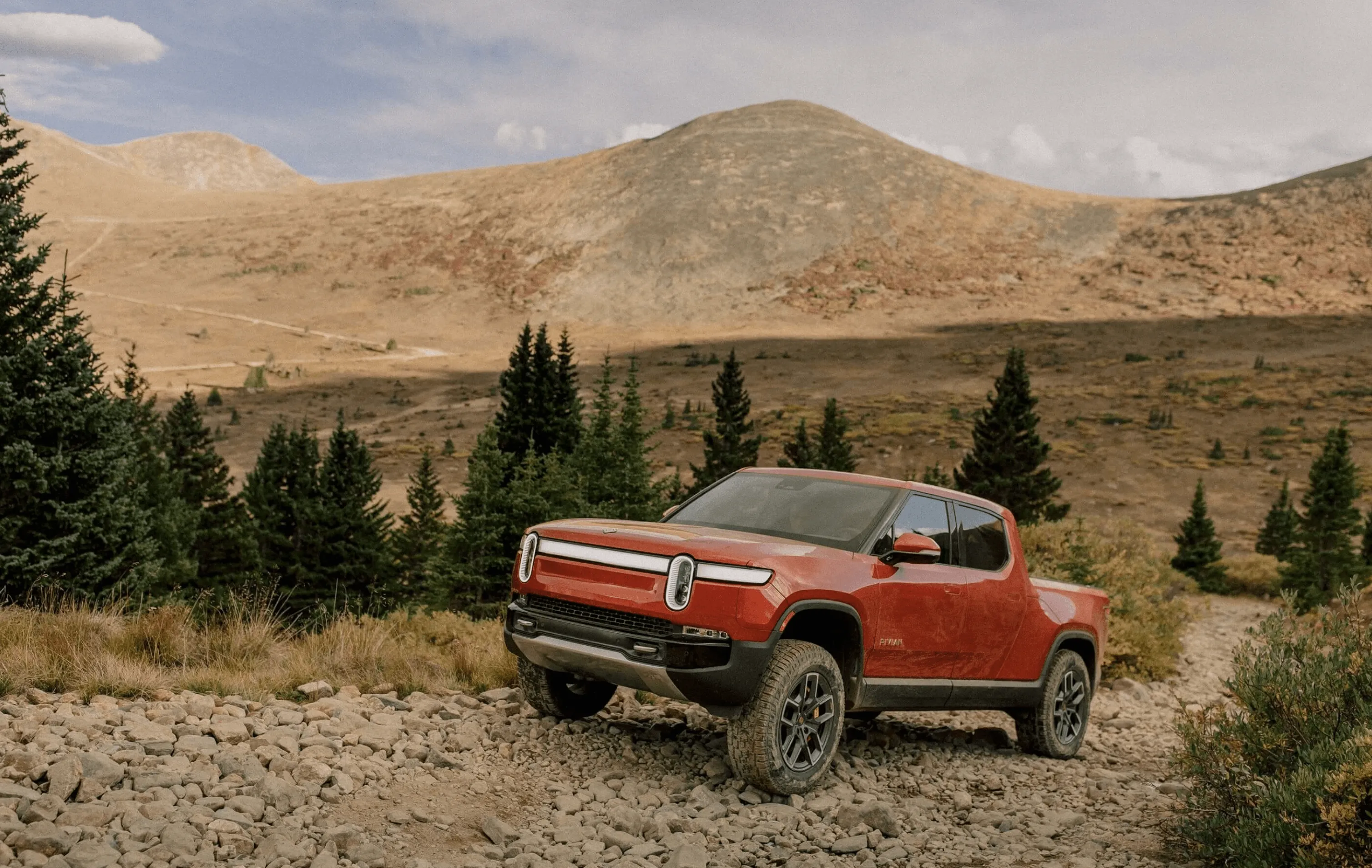 Rivian has just increased the prices of its R1T pickup and R1S SUV