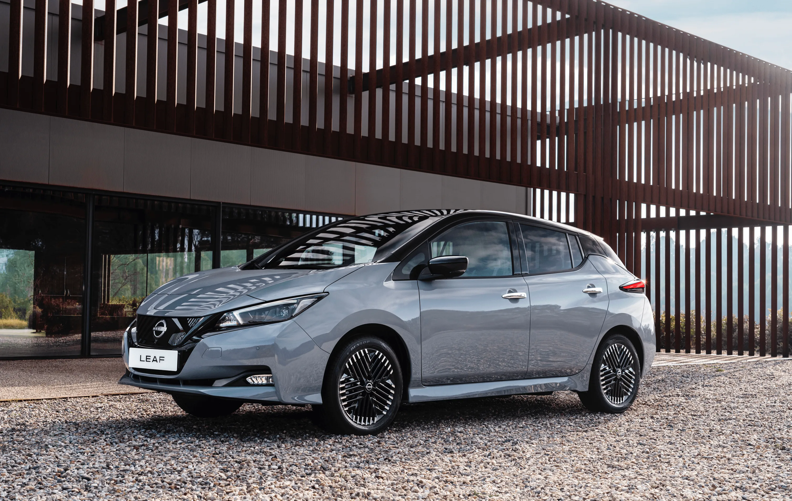 Nissan Leaf refreshed for 2022, on sale in March
