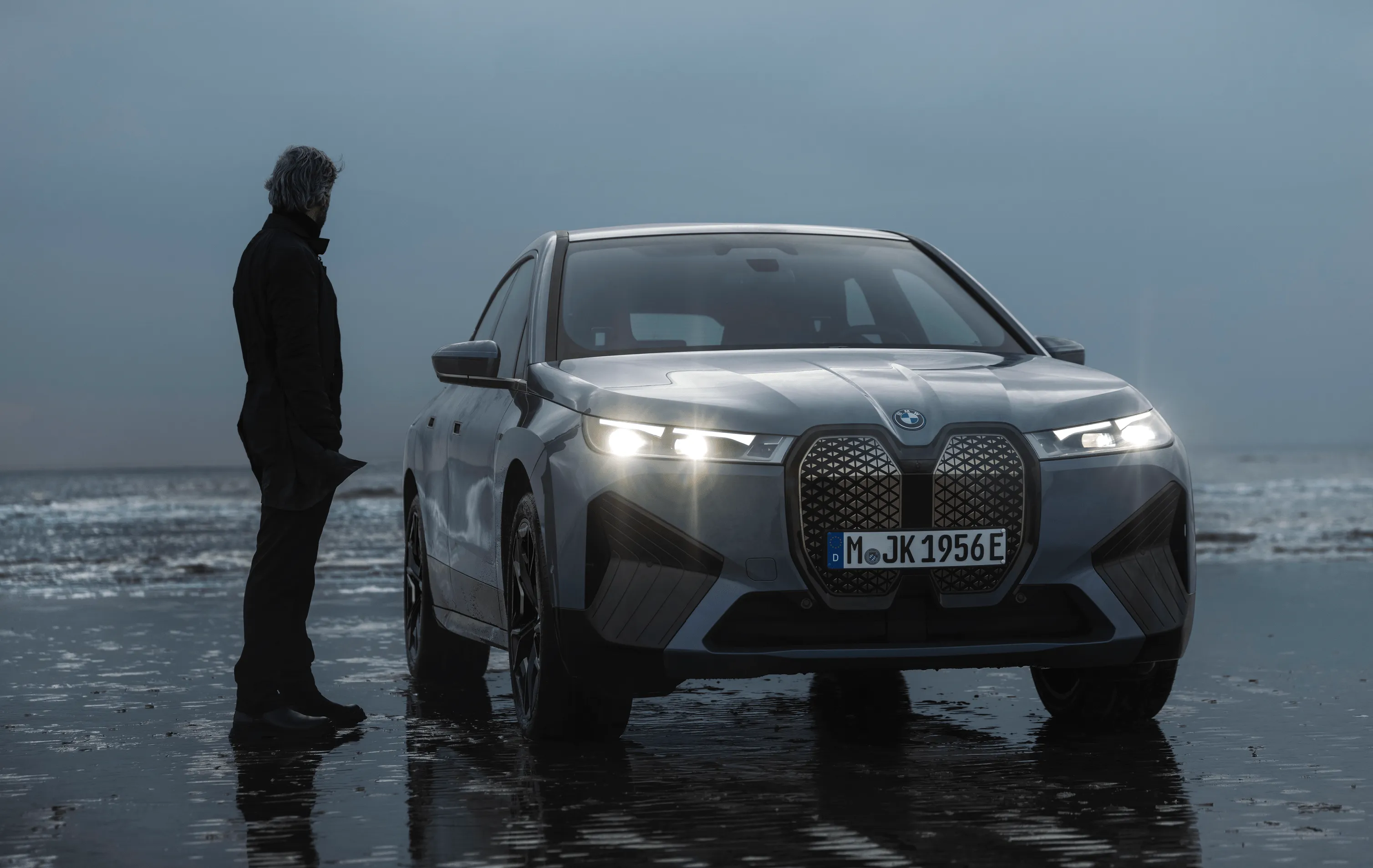 BMW announces new all electric iX M60 with 611bhp