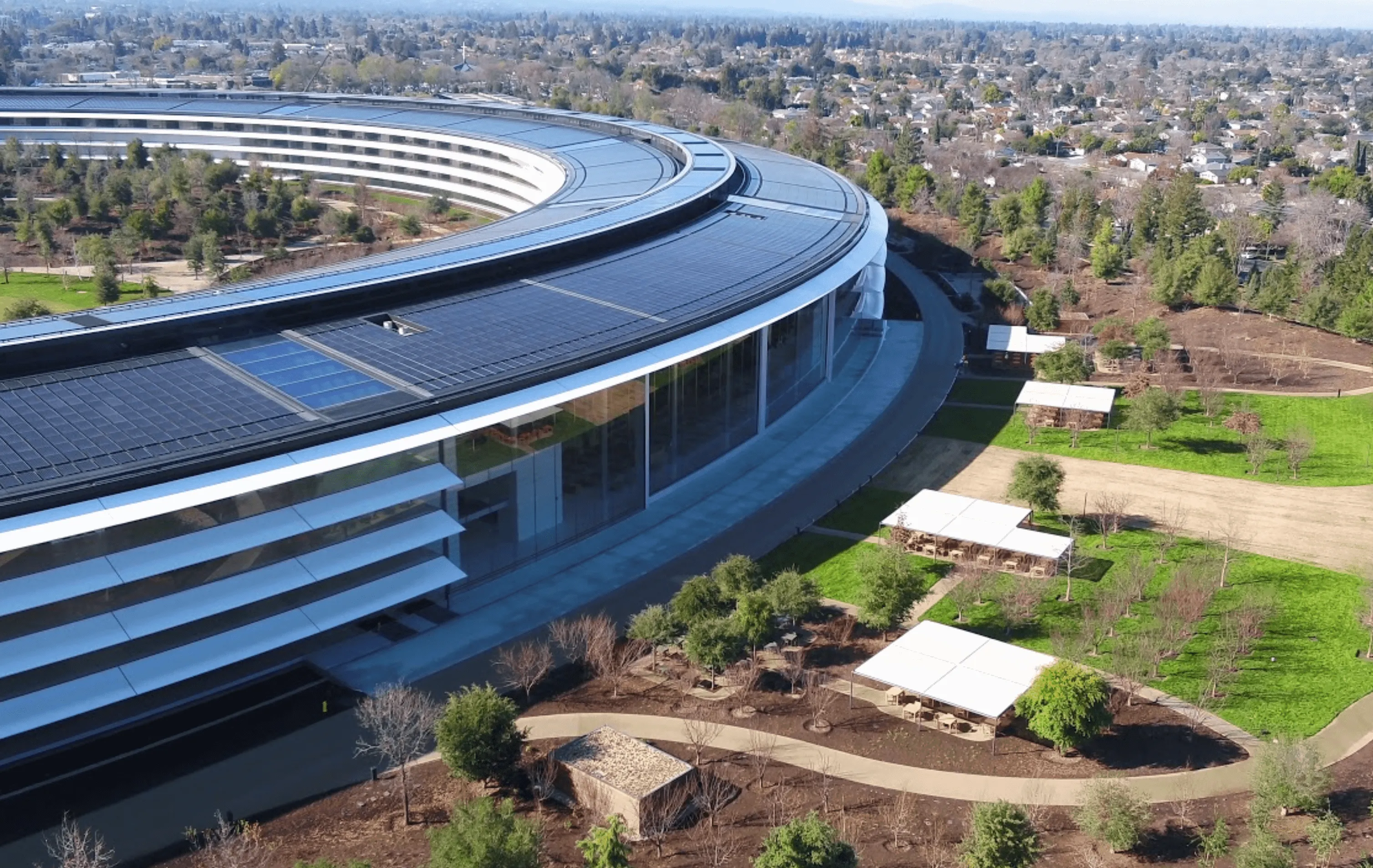 Apple has now delayed returning to the office indefinitely