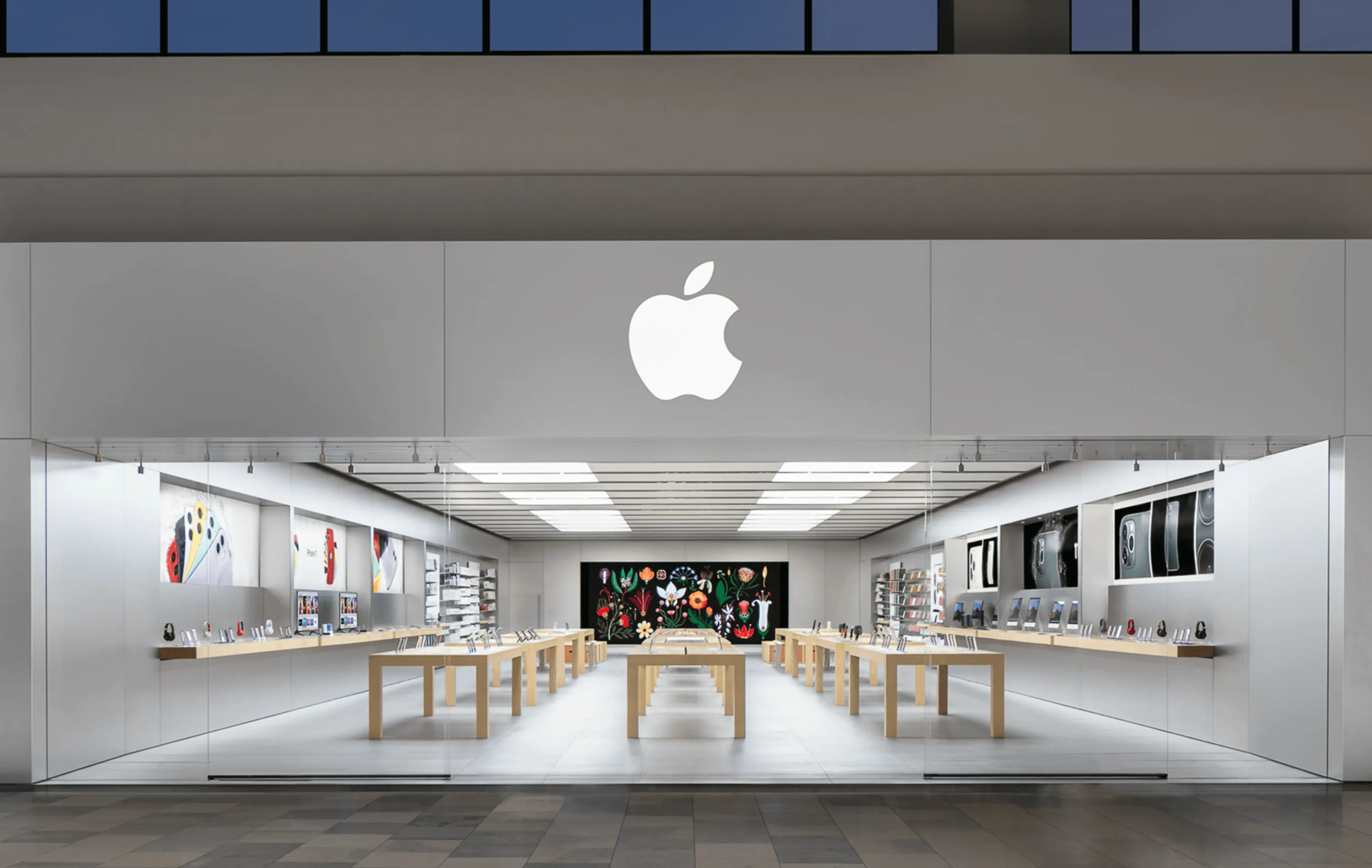 Apple is reported to drop the requirement for masks in some US retail stores