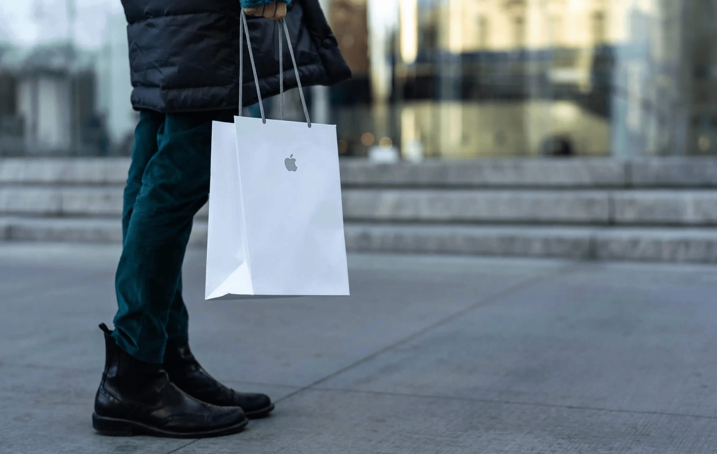 Apple is now extending its return policy for Christmas shopping