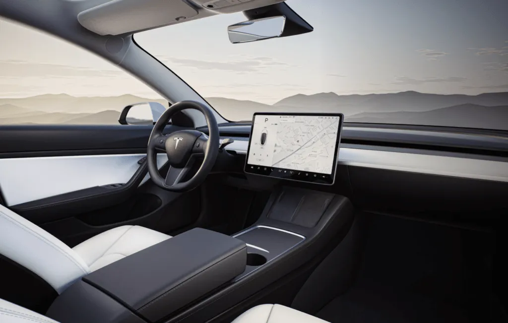 Tesla activates the in car camera in new update