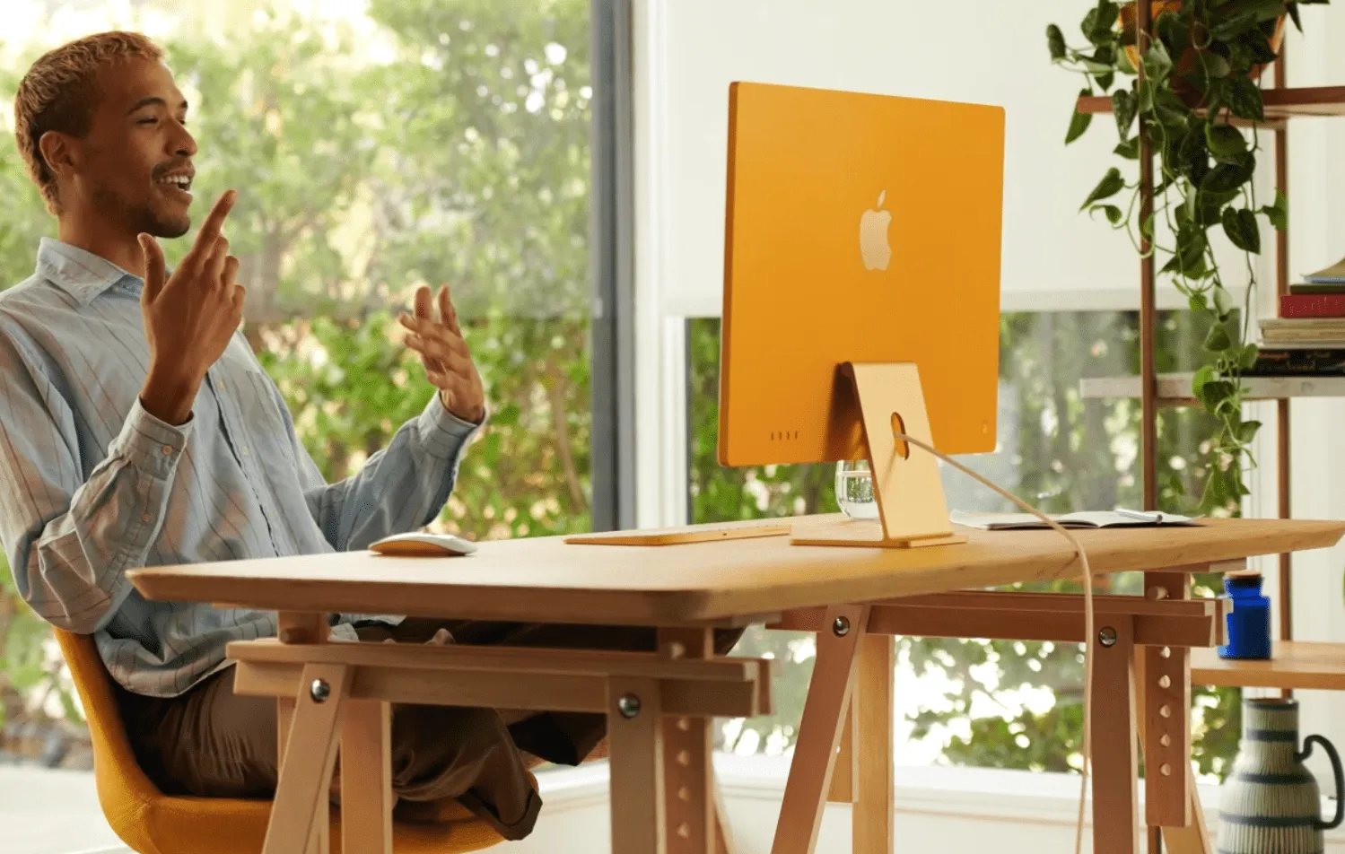 Tim Cook says Apple is now selling more M1 Macs than Intel ones