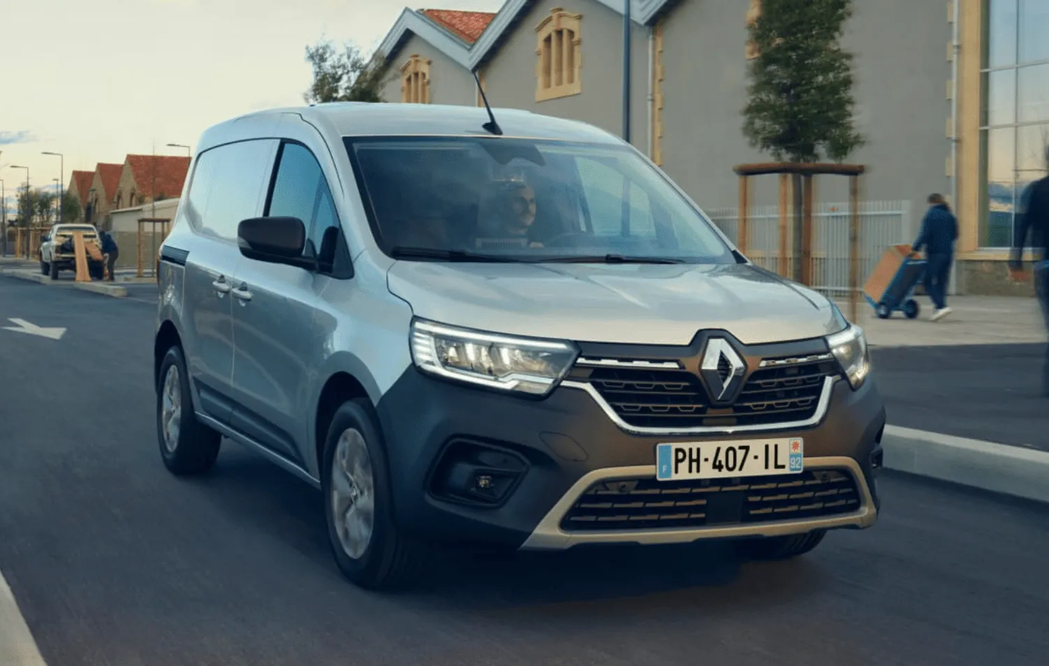 Renault announce all new Kangoo van with ‘pillarless’ side door
