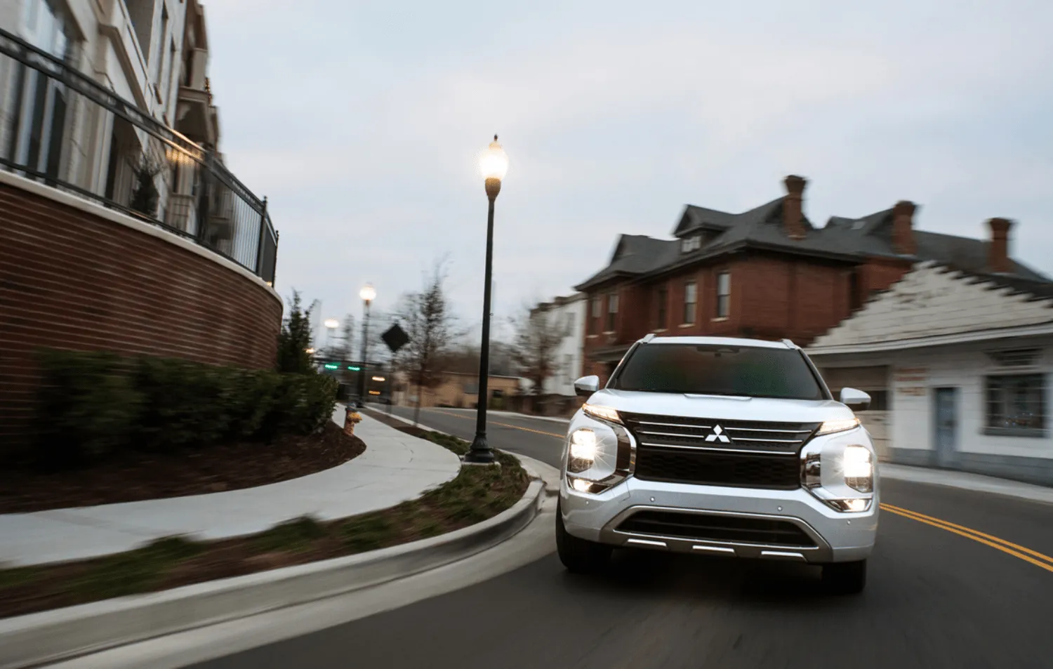 Mitsubishi is starting to support wireless CarPlay