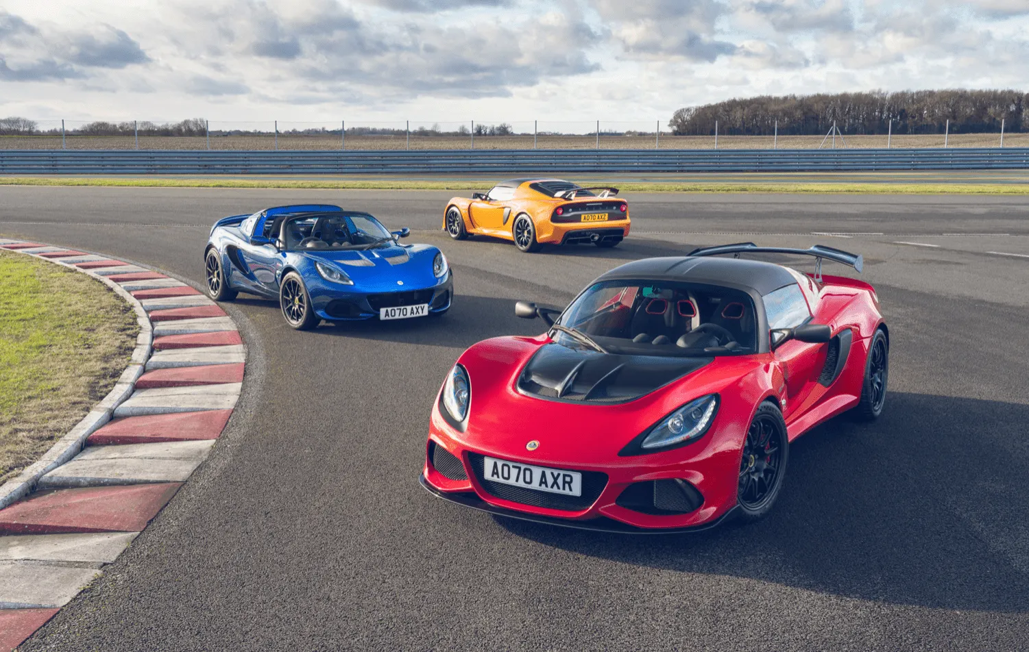 Lotus announces new special edition Elise and Exige models before discontinuation