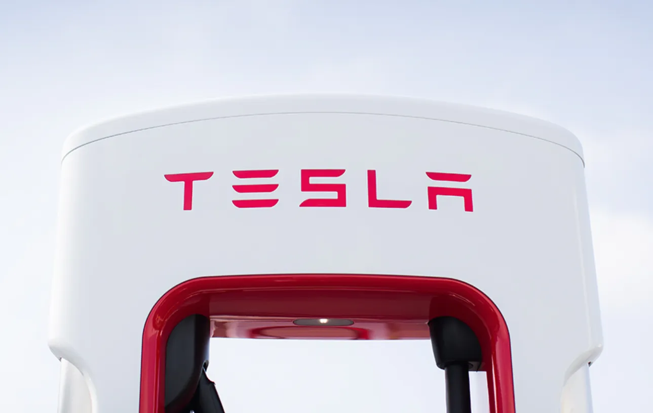 Tesla’s Supercharger network is now being used by other car manufacturers