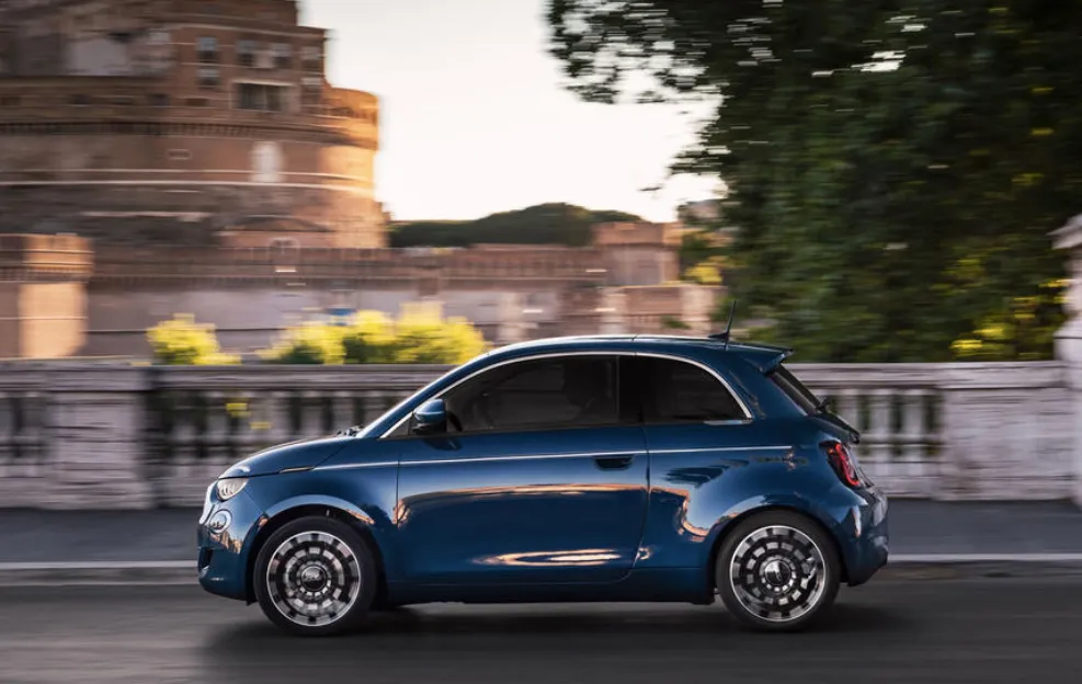 Fiat has revealed the pricing for the 500e hatchback