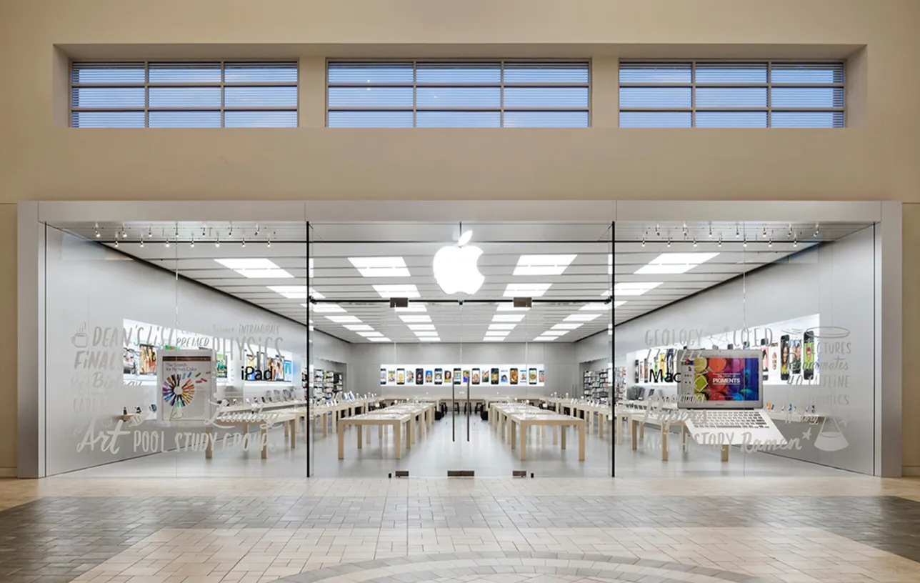 By the end of this week, around 100 Apple Stores in the US will be open again
