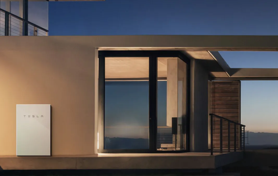 The Tesla Powerwall will now stop charging your Tesla, if the power goes out