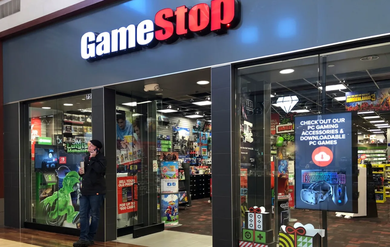 GameStop in the US will now temporarily shut its physical retail stores