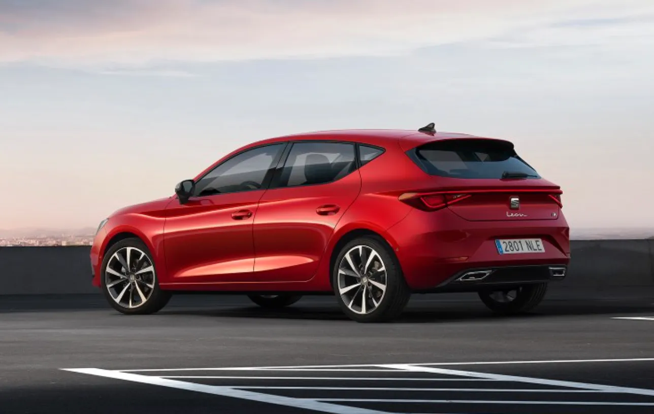 Seat launches new Leon for 2020, based on the new Mk8 Golf