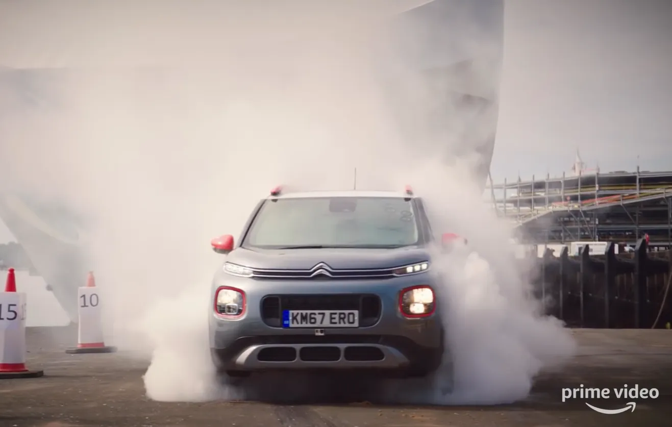 It’s a busy episode this week on The Grand Tour – Episode 9 airs this Friday