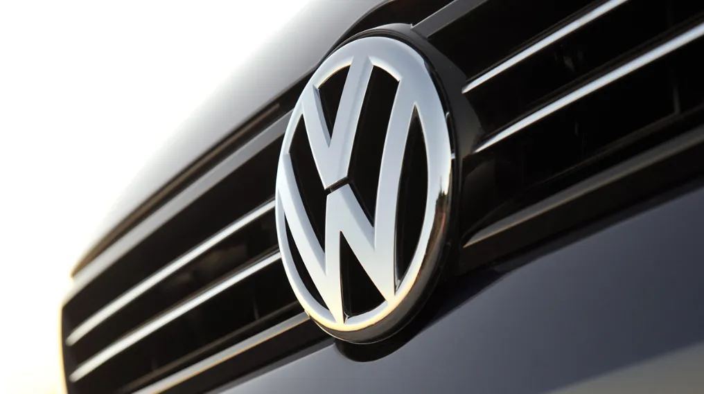 VW revealed that 800,000 cars might have incorrect CO2 levels