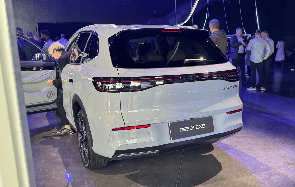 Geely EX5 Rear