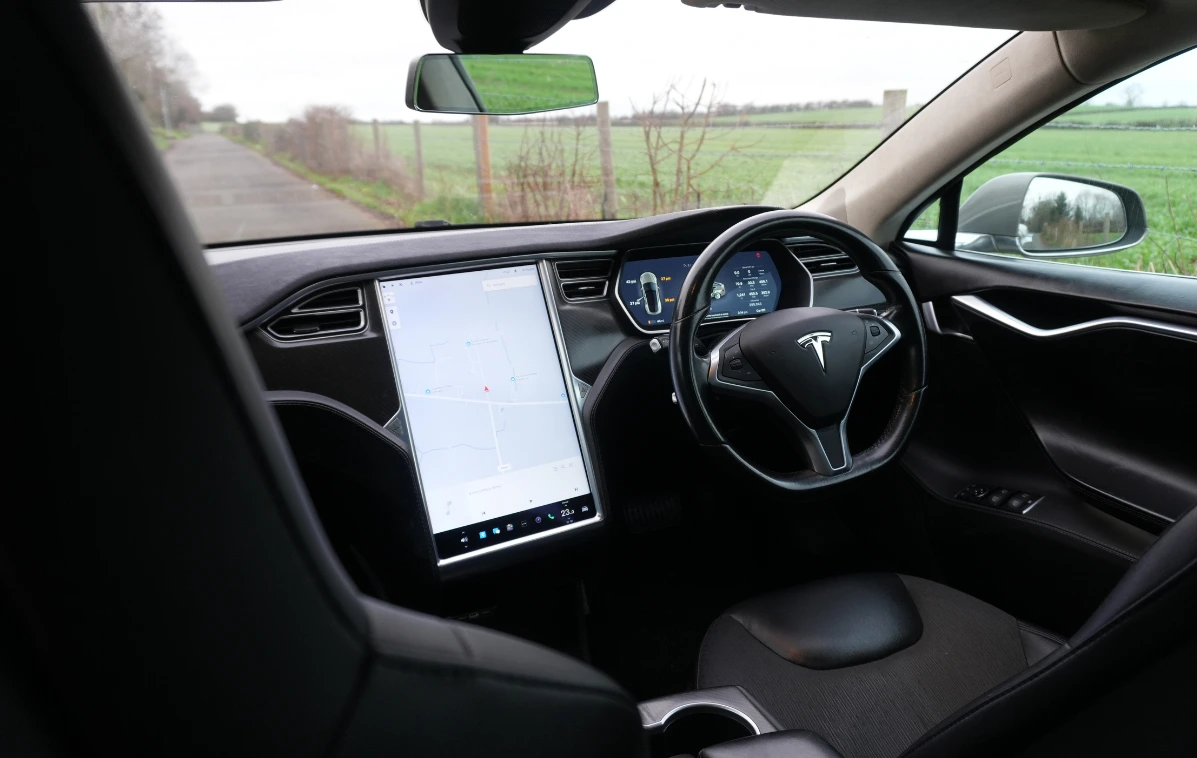 2015 Tesla Model S Interior