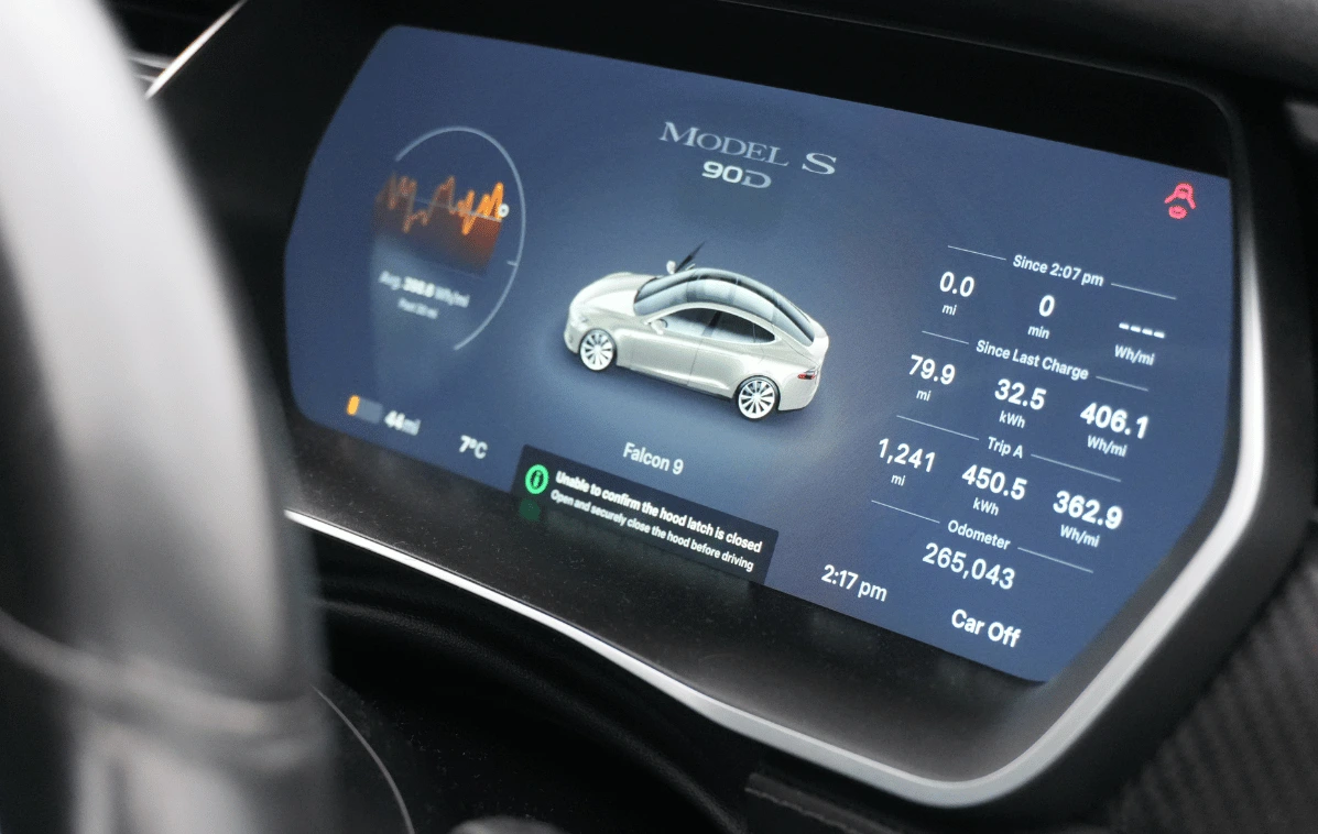 2015 Tesla Model S Driver Display