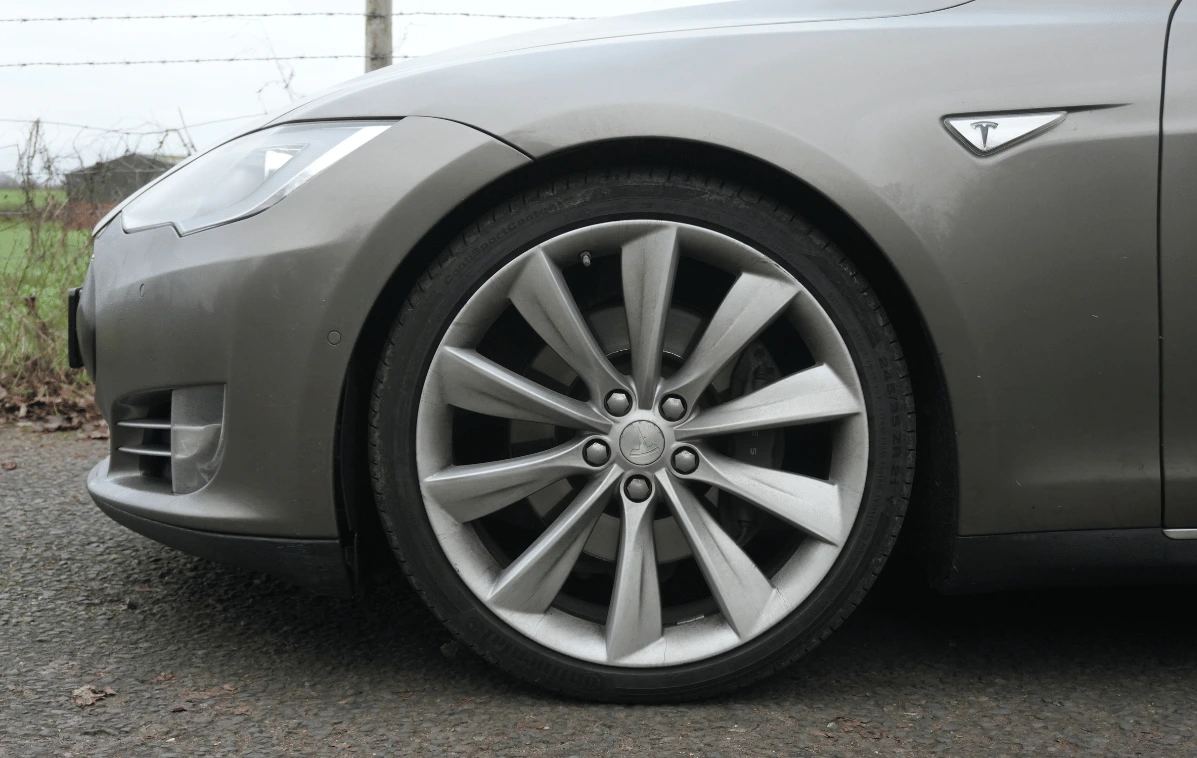 2015 Tesla Model S Alloys