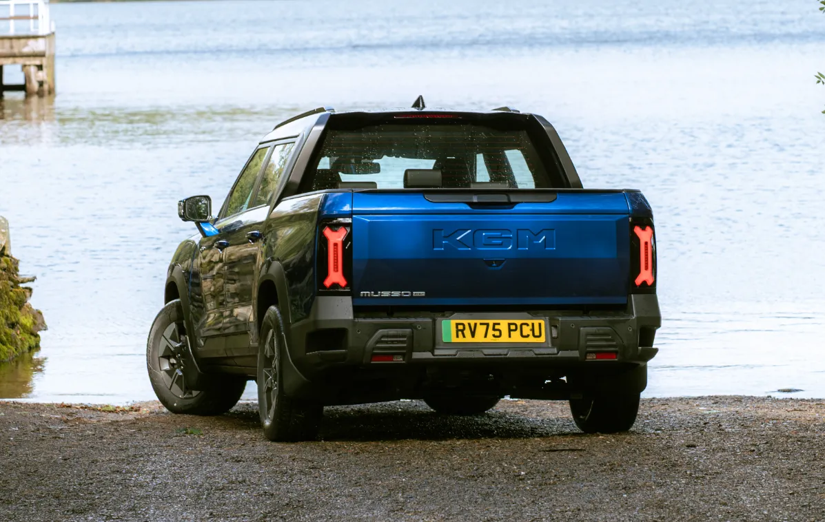 KGM Musso EV UK in Blue