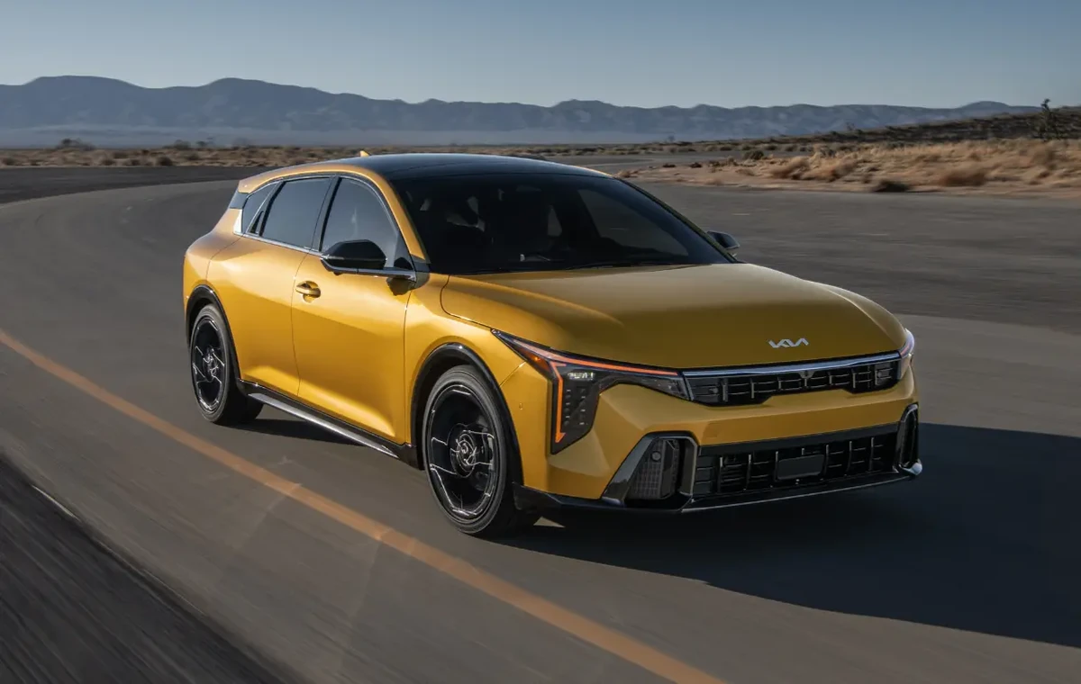 Kia K4
