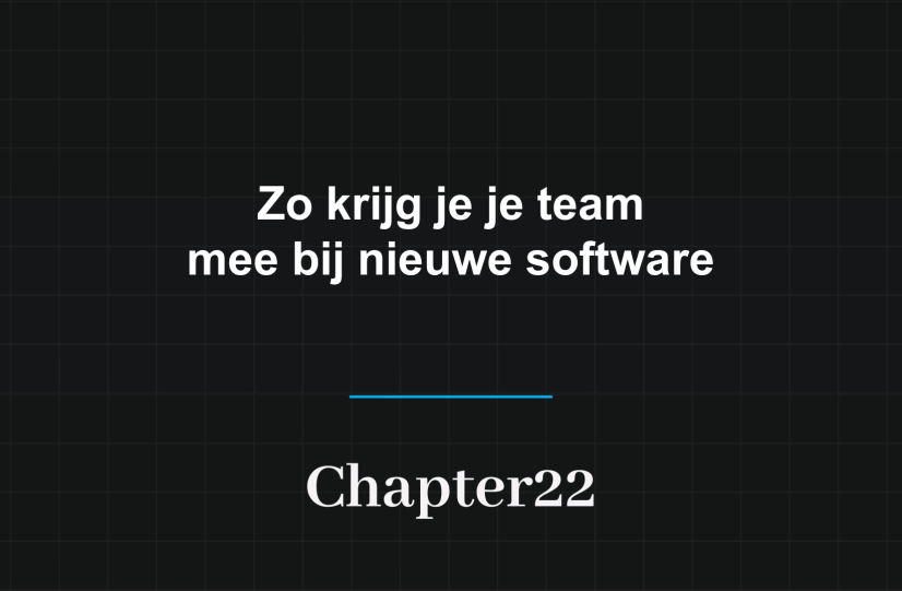 Team dat samenwerkt in een nieuw softwaresysteem na een begeleide overgang