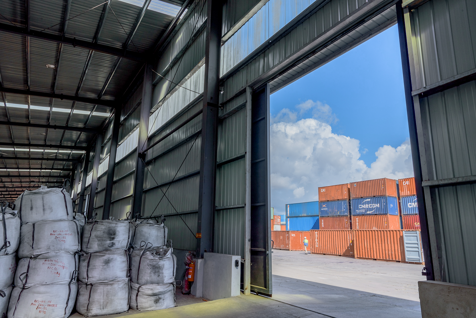 Inland Container Depots (ICDs): Definition, Services, and Costs Involved