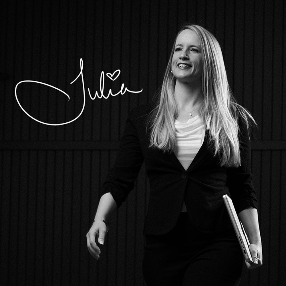 Julia Herres - Let's Talk!