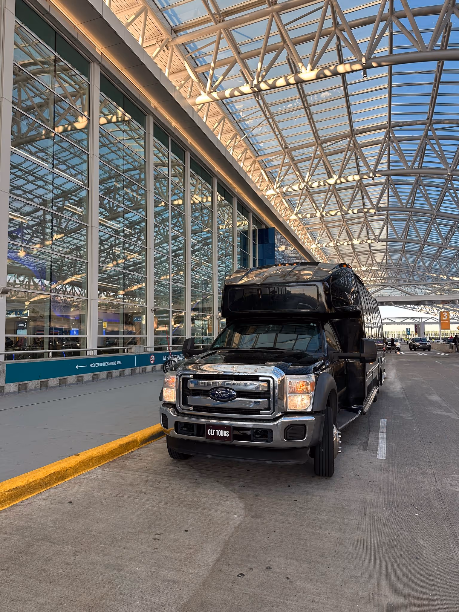 Shuttle XL for large group airport transportation in Charlotte