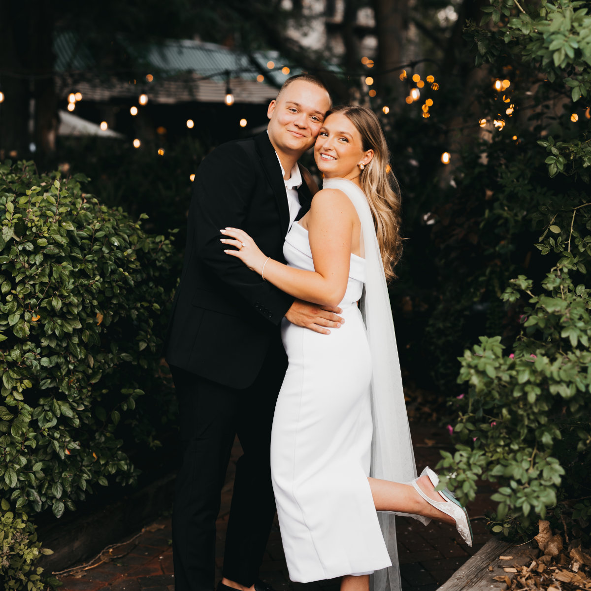 Wedding couple in the patio