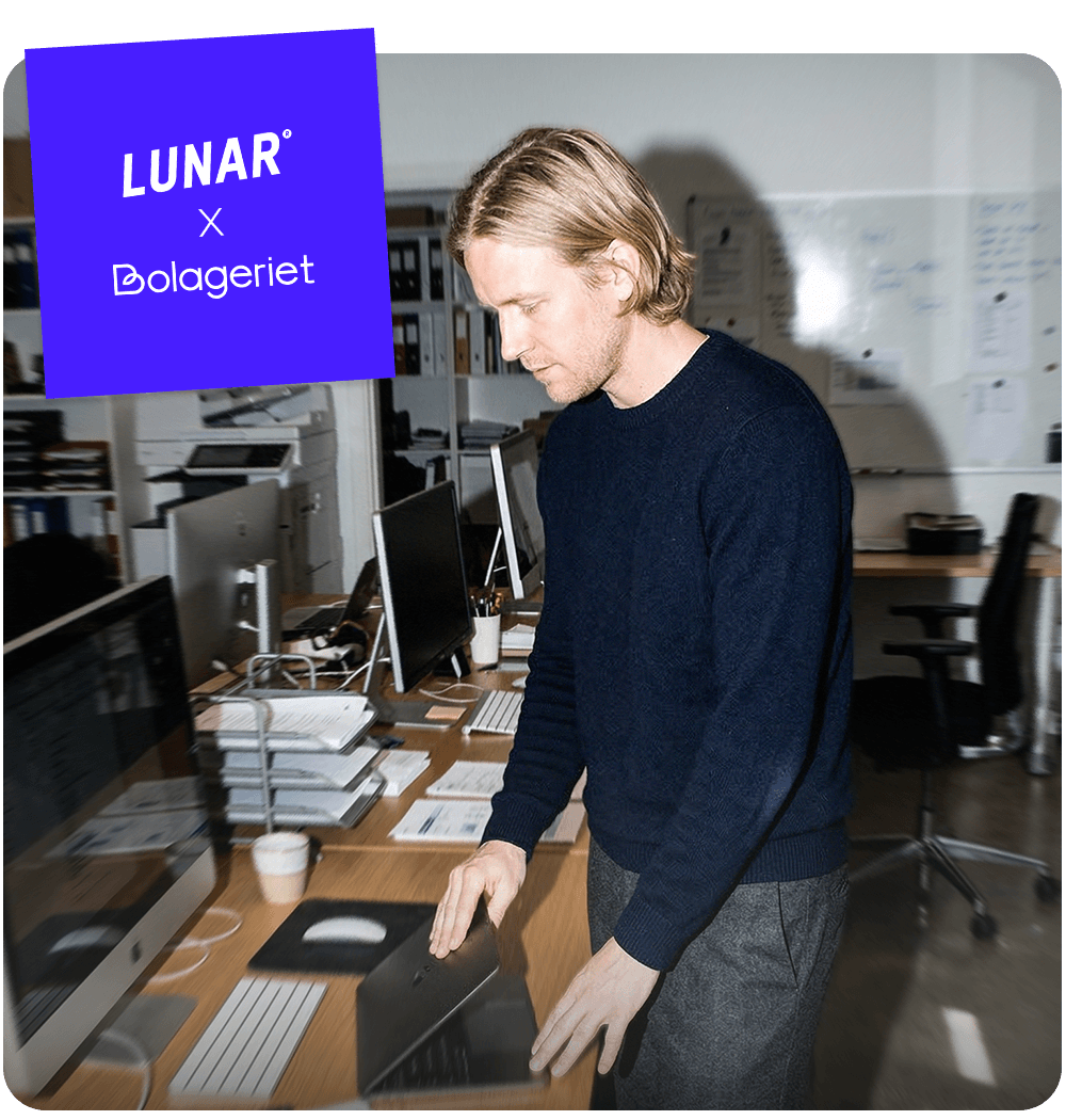 A women in her office doing great business.