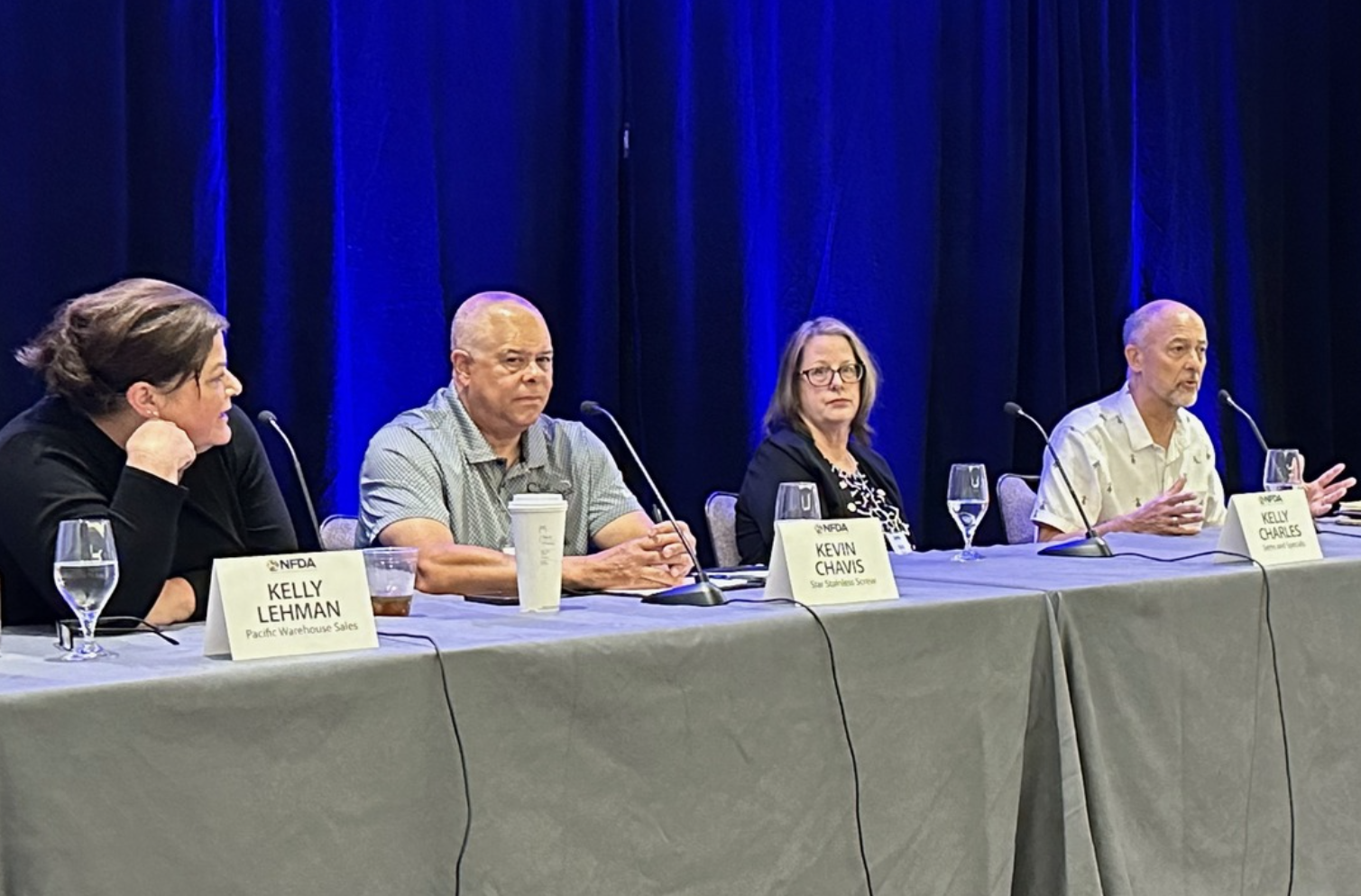 NFDA Panel: "Sell Relationships" to Customers
