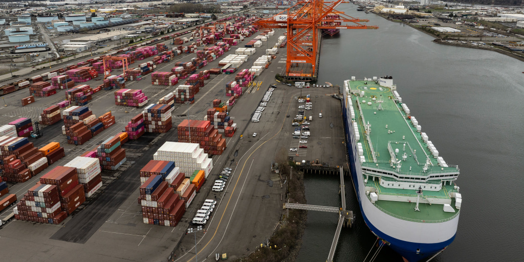 Trump Orders 'Reciprocal' Tariffs