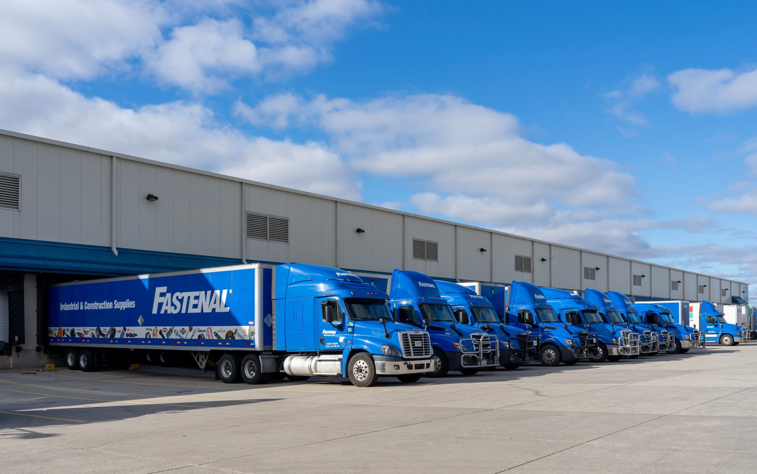 Fastenal Fastener Sales Stay Strong