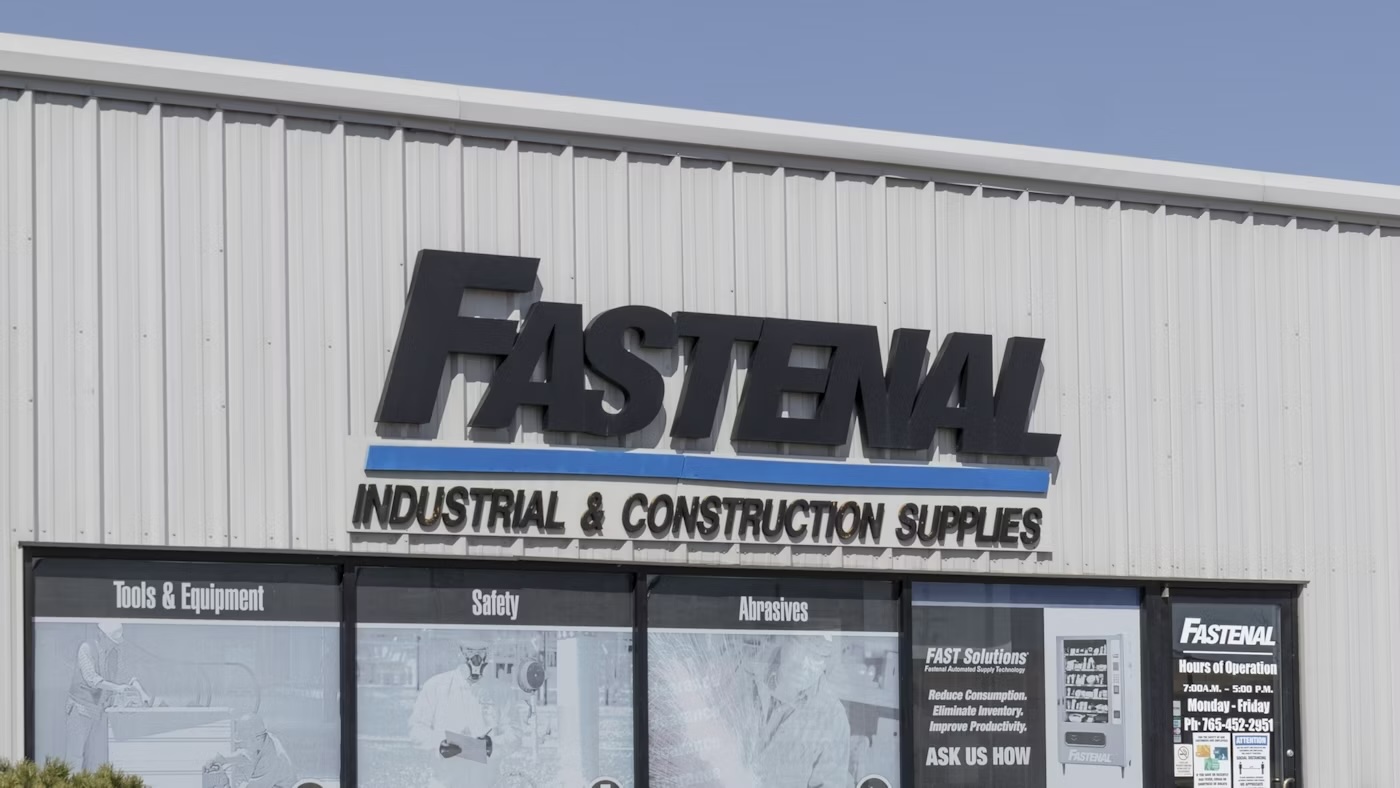 Fastenal Fastener Sales Strengthen