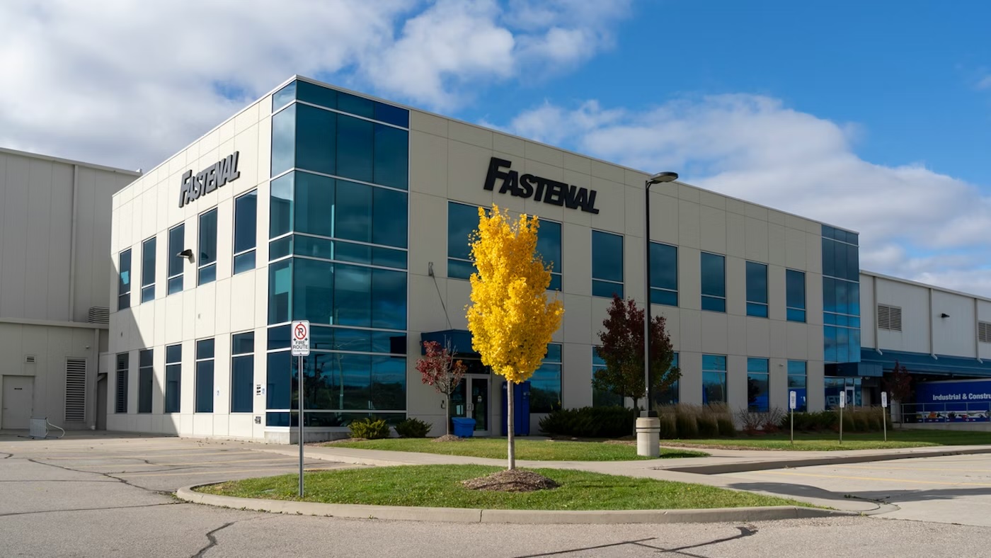 Fastenal Fastener Sales Continue to Strengthen