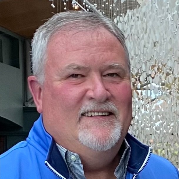 Komar Screw VP Joe Clark Retires